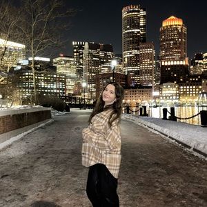 Meet your Posher, Jillian